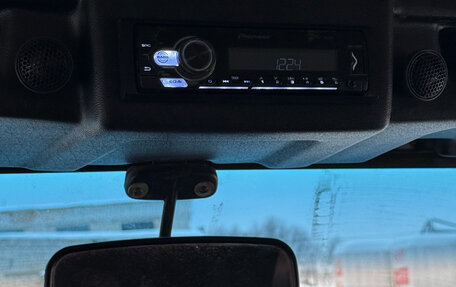 ЛуАЗ 3151, 1994 год, 280 000 рублей, 25 фотография