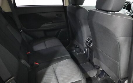 Mitsubishi Outlander III рестайлинг 3, 2018 год, 2 300 000 рублей, 21 фотография