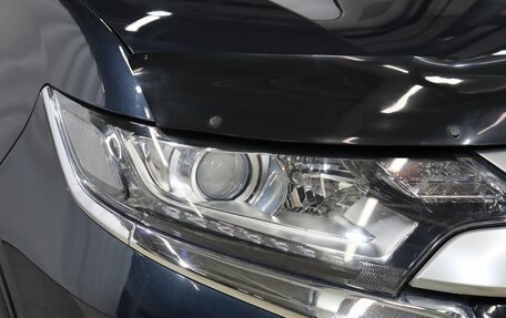 Mitsubishi Outlander III рестайлинг 3, 2018 год, 2 300 000 рублей, 27 фотография