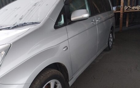Toyota ISis I, 2011 год, 1 375 000 рублей, 7 фотография