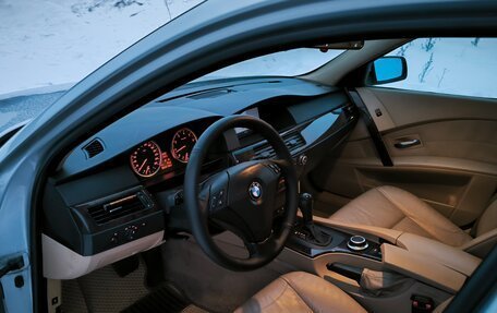 BMW 5 серия, 2006 год, 870 000 рублей, 9 фотография