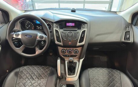 Ford Focus III, 2012 год, 1 059 900 рублей, 10 фотография