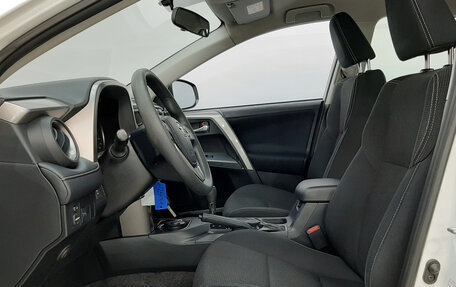 Toyota RAV4, 2016 год, 2 090 000 рублей, 10 фотография