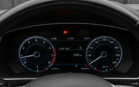 Volkswagen Tiguan II, 2017 год, 2 790 000 рублей, 13 фотография