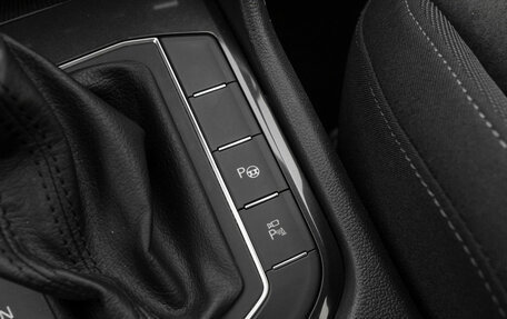 Volkswagen Tiguan II, 2017 год, 2 790 000 рублей, 29 фотография