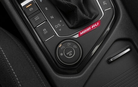 Volkswagen Tiguan II, 2017 год, 2 790 000 рублей, 26 фотография