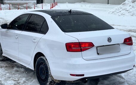 Volkswagen Jetta VI, 2015 год, 590 000 рублей, 3 фотография