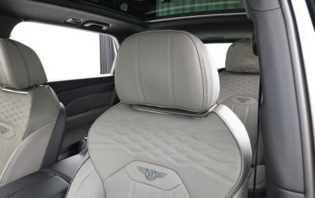 Bentley Bentayga I, 2025 год, 26 500 000 рублей, 9 фотография