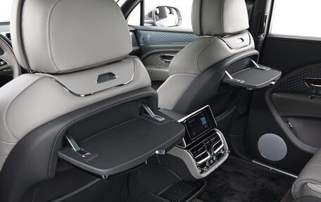 Bentley Bentayga I, 2025 год, 26 500 000 рублей, 28 фотография
