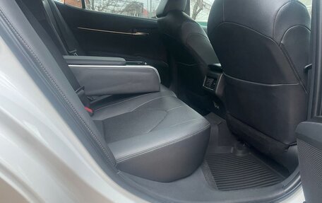 Toyota Camry, 2021 год, 3 650 000 рублей, 17 фотография