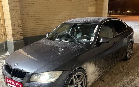 BMW 3 серия, 2006 год, 695 000 рублей, 12 фотография