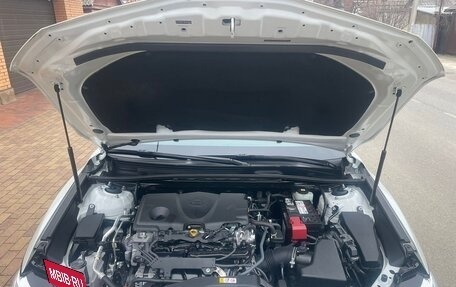 Toyota Camry, 2021 год, 3 650 000 рублей, 21 фотография