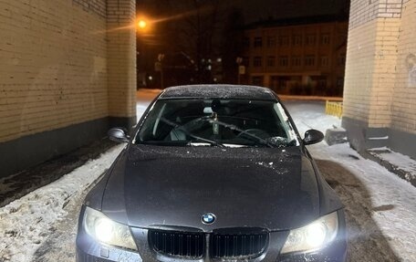 BMW 3 серия, 2006 год, 695 000 рублей, 10 фотография