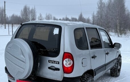 Chevrolet Niva I рестайлинг, 2006 год, 381 000 рублей, 5 фотография