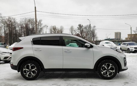 KIA Sportage IV рестайлинг, 2018 год, 2 000 000 рублей, 9 фотография