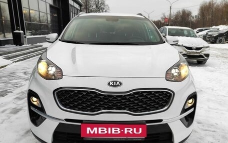 KIA Sportage IV рестайлинг, 2018 год, 2 000 000 рублей, 2 фотография
