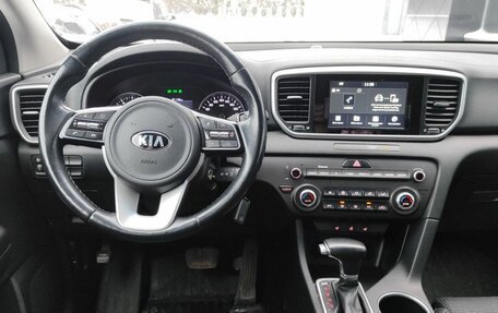 KIA Sportage IV рестайлинг, 2018 год, 2 000 000 рублей, 8 фотография