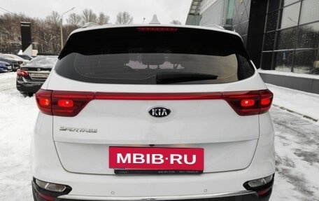 KIA Sportage IV рестайлинг, 2018 год, 2 000 000 рублей, 5 фотография