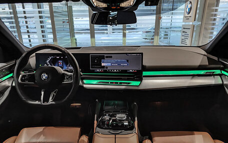 BMW 5 серия, 2024 год, 9 700 000 рублей, 14 фотография