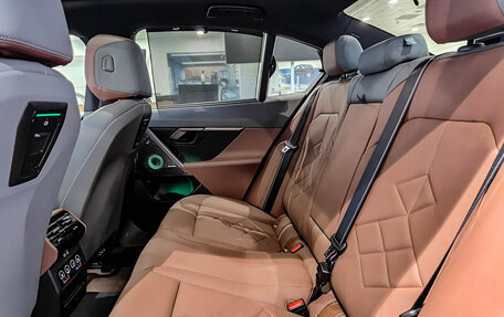 BMW 5 серия, 2024 год, 9 700 000 рублей, 12 фотография