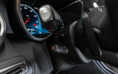 Mercedes-Benz C-Класс, 2019 год, 3 440 000 рублей, 16 фотография