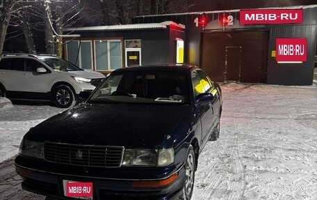 Toyota Crown, 1993 год, 350 000 рублей, 1 фотография