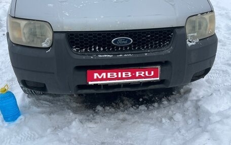 Ford Escape II, 2002 год, 400 000 рублей, 1 фотография