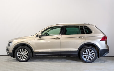 Volkswagen Tiguan II, 2018 год, 2 465 000 рублей, 8 фотография