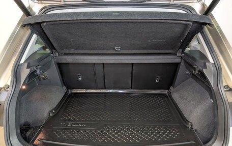 Volkswagen Tiguan II, 2018 год, 2 465 000 рублей, 10 фотография