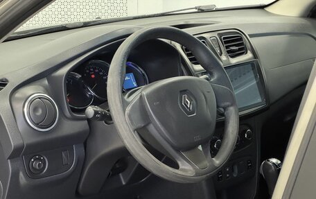 Renault Logan II, 2017 год, 649 000 рублей, 8 фотография