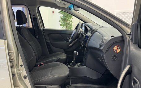 Renault Logan II, 2017 год, 649 000 рублей, 13 фотография