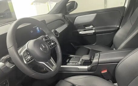 Mercedes-Benz GLB, 2021 год, 2 225 003 рублей, 10 фотография