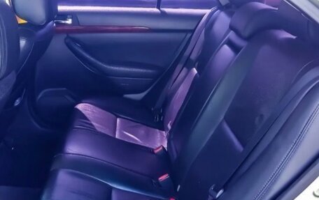 Toyota Avensis III рестайлинг, 2004 год, 670 000 рублей, 16 фотография