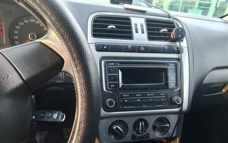 Volkswagen Polo VI (EU Market), 2013 год, 700 000 рублей, 9 фотография