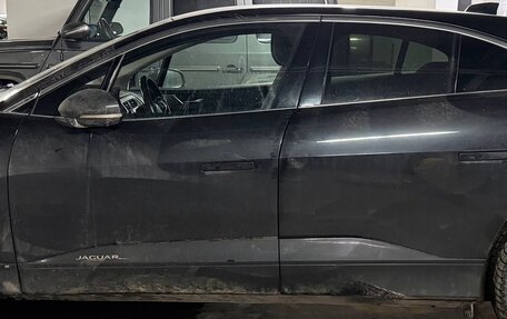 Jaguar I-Pace I, 2020 год, 2 600 000 рублей, 2 фотография