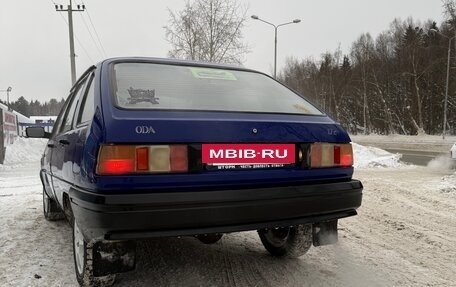 ИЖ 2126 «Ода», 2003 год, 125 000 рублей, 2 фотография