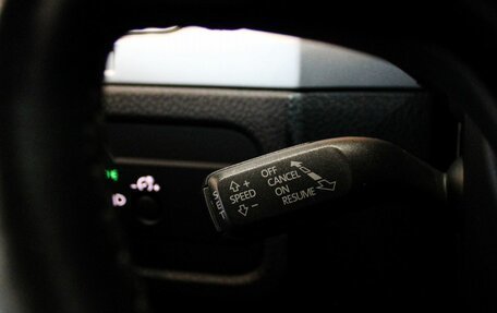 Volkswagen Touareg III, 2017 год, 3 230 000 рублей, 15 фотография