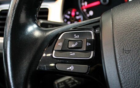 Volkswagen Touareg III, 2017 год, 3 230 000 рублей, 14 фотография