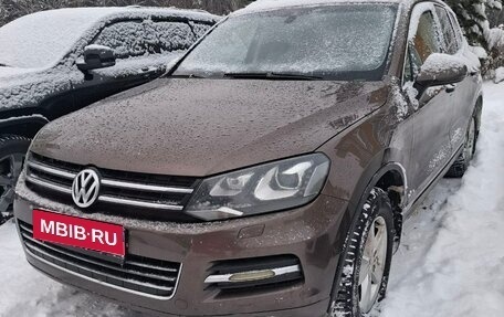 Volkswagen Touareg III, 2012 год, 1 800 000 рублей, 1 фотография
