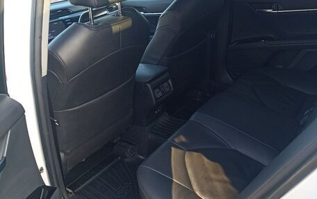 Toyota Camry, 2019 год, 2 690 000 рублей, 8 фотография