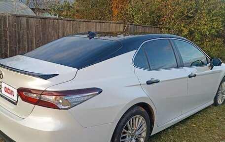 Toyota Camry, 2019 год, 2 690 000 рублей, 2 фотография