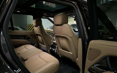 Land Rover Range Rover IV рестайлинг, 2023 год, 18 000 000 рублей, 9 фотография