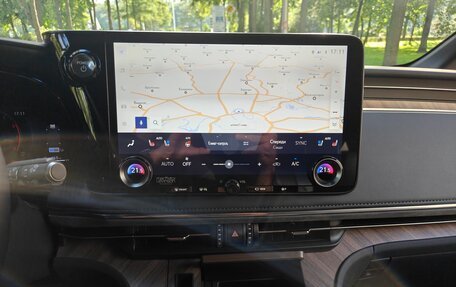 Lexus LM, 2023 год, 14 900 000 рублей, 10 фотография