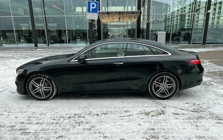 Mercedes-Benz E-Класс, 2018 год, 6 100 000 рублей, 3 фотография