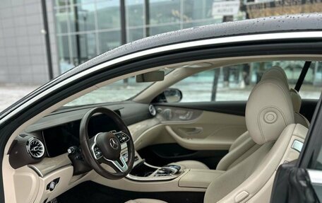 Mercedes-Benz E-Класс, 2018 год, 6 100 000 рублей, 12 фотография