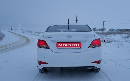 Hyundai Solaris II рестайлинг, 2014 год, 643 000 рублей, 3 фотография