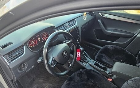 Skoda Octavia, 2018 год, 1 800 000 рублей, 9 фотография