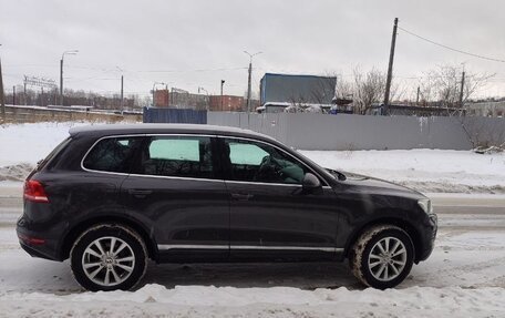 Volkswagen Touareg III, 2012 год, 2 000 000 рублей, 2 фотография