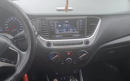 Hyundai Solaris II рестайлинг, 2017 год, 1 480 000 рублей, 18 фотография