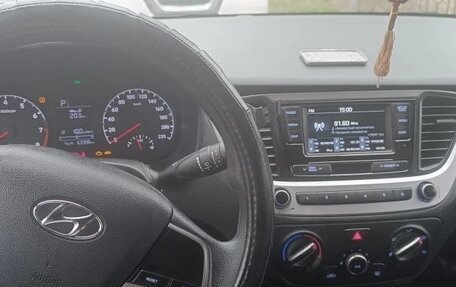 Hyundai Solaris II рестайлинг, 2017 год, 1 480 000 рублей, 17 фотография